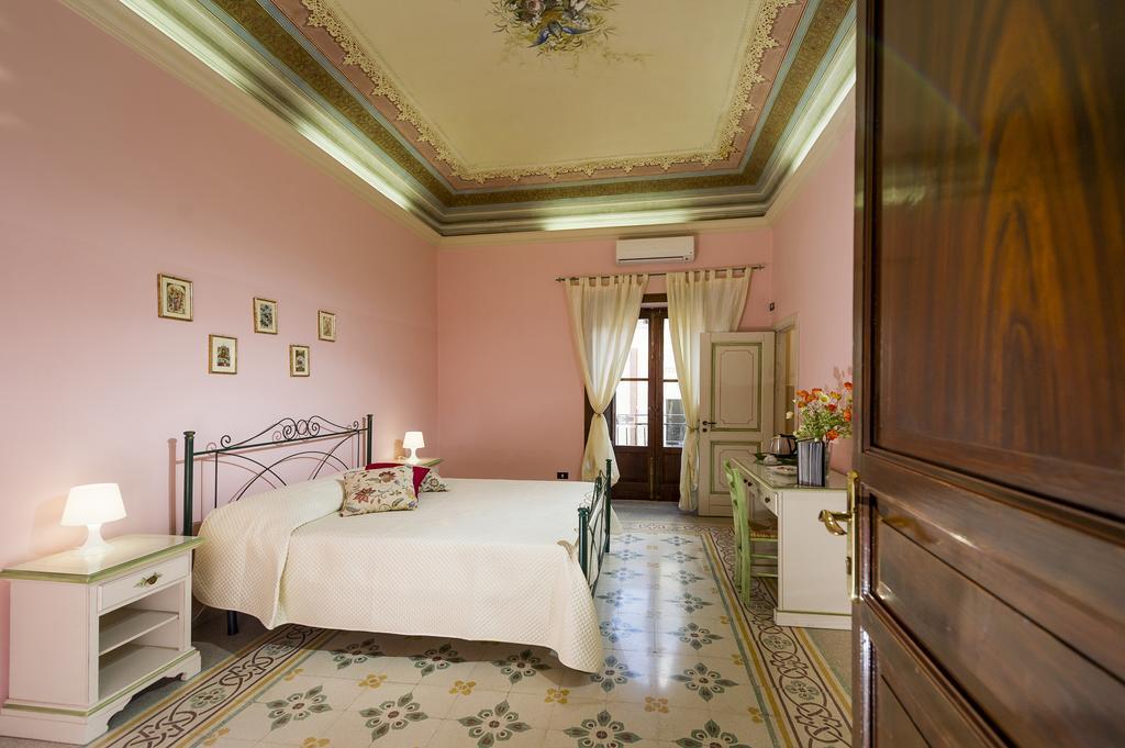 Agli Affreschi Hotel Castellammare del Golfo Kültér fotó
